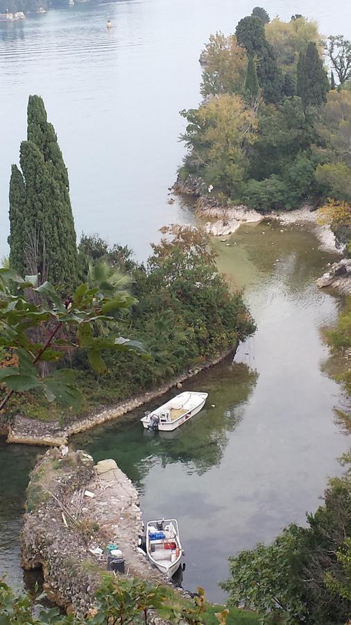 Villa Indipendente A Pochi Passi Dal Lago 圣菲利斯·德尔·贝纳茨 外观 照片