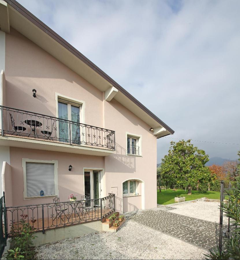 Villa Indipendente A Pochi Passi Dal Lago 圣菲利斯·德尔·贝纳茨 外观 照片